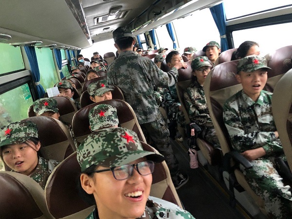 乘车.jpeg
