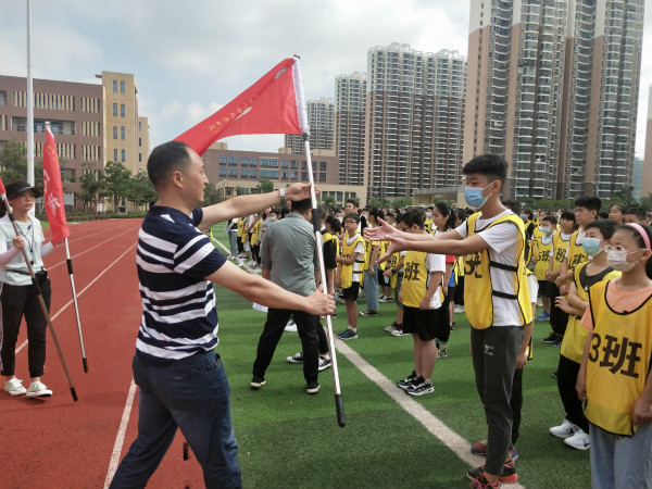 072F0018A6A3BE7E3BFA947CB50B52F8_meitu_3.jpg