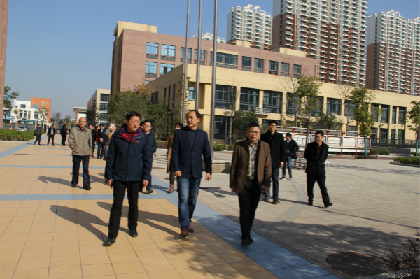 IMG_4147_meitu_6.jpg IMG_4147_meitu_6.jpg