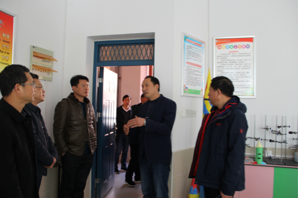 IMG_4165_meitu_4.jpg IMG_4165_meitu_4.jpg