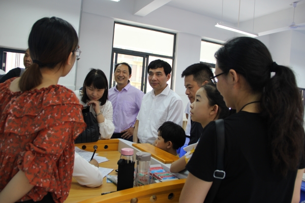 家长会.jpg