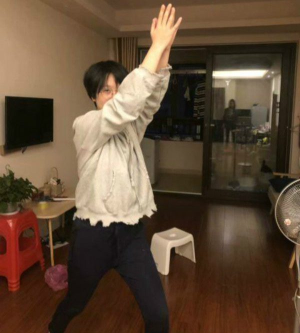 ~P)RRHZSK81SX$D(HY$U5$K_meitu_2_meitu_3.jpg